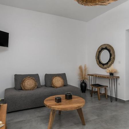 Kallia'S Suites Milos Adamantas  Exteriör bild