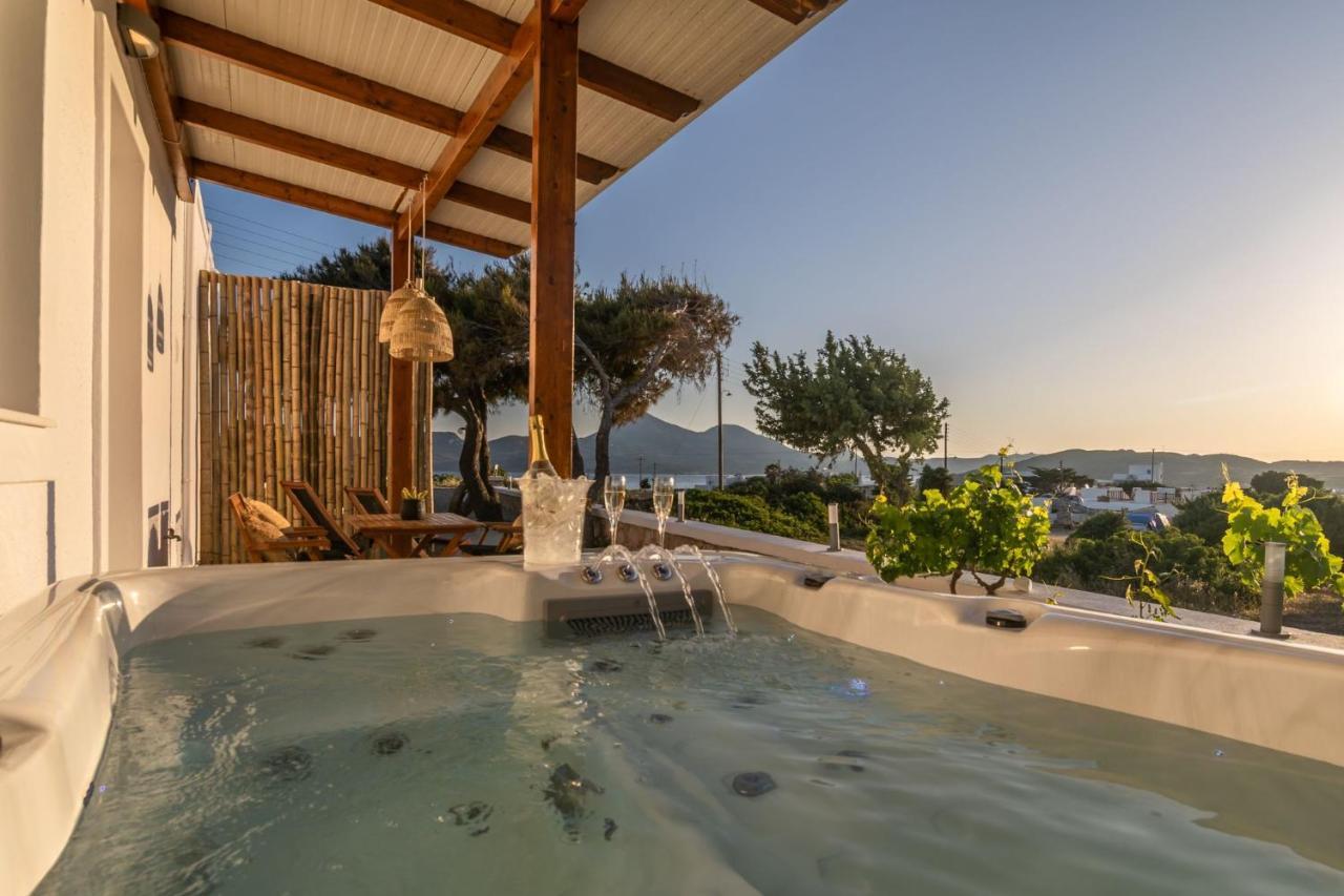 Kallia'S Suites Milos Adamantas  Exteriör bild