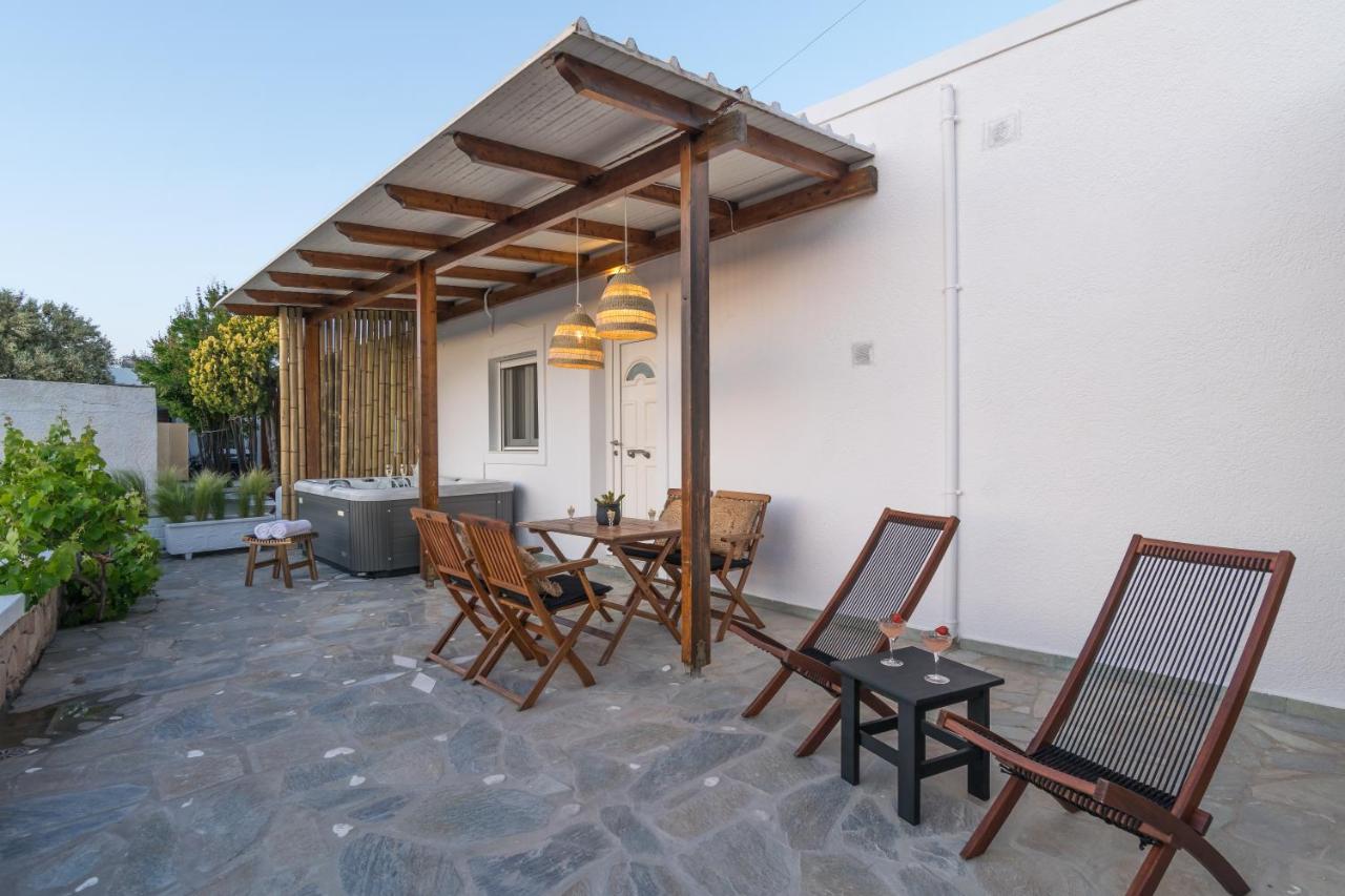 Kallia'S Suites Milos Adamantas  Exteriör bild