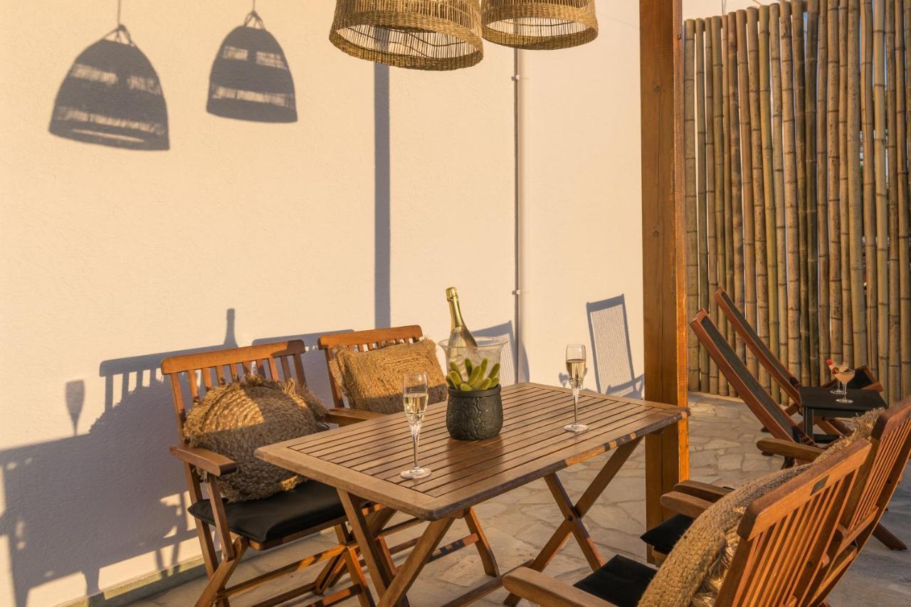 Kallia'S Suites Milos Adamantas  Exteriör bild