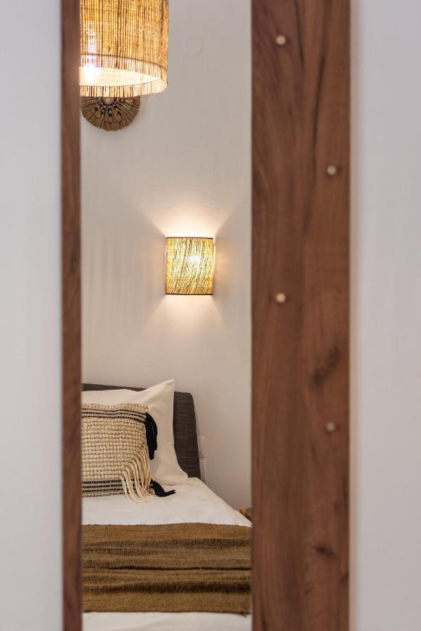 Kallia'S Suites Milos Adamantas  Exteriör bild